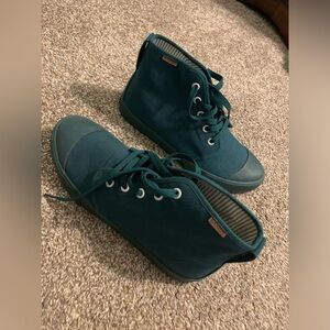 Women’s BANGS High Top Shoes. Size 7. Never Worn.